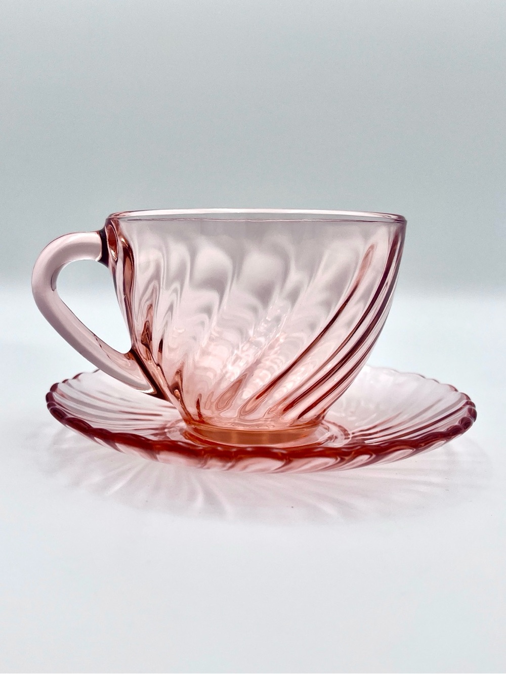 Vintage Arcoroc France Rosaline Pink Swirl Teacup & Saucer - (2 pieces)